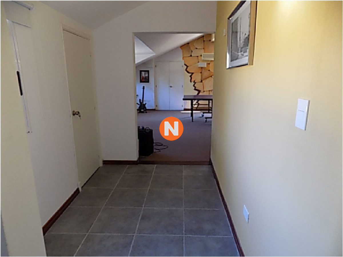 Casa Ref.209748 - Casa en Venta y Alquiler, Mansa, Punta del Este, 6 Dormitorios.