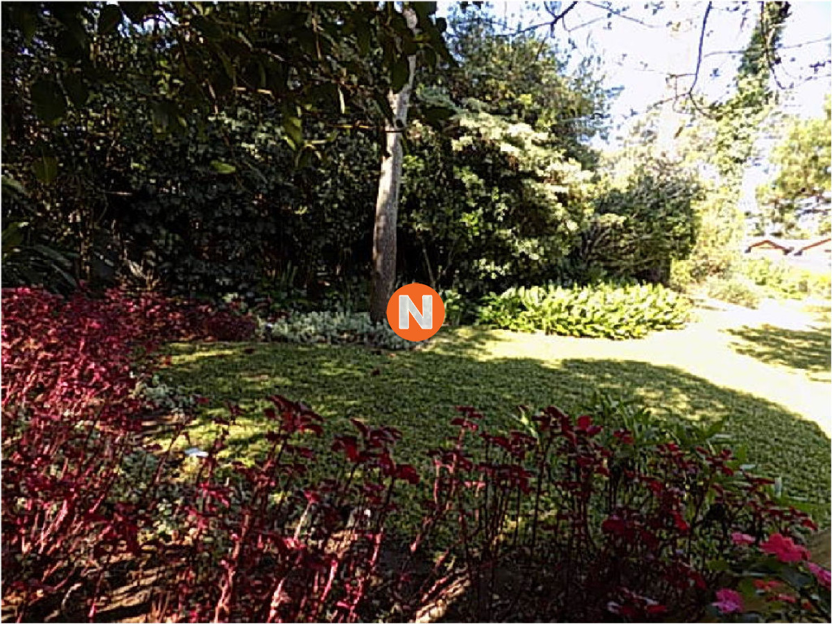 Casa Ref.209748 - Casa en Venta y Alquiler, Mansa, Punta del Este, 6 Dormitorios.