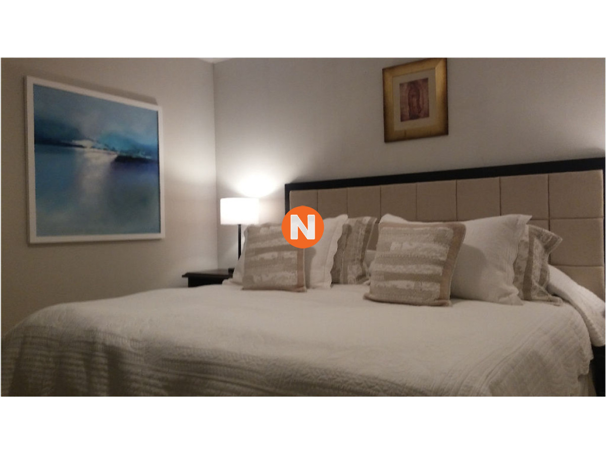 Casa Ref.209748 - Casa en Venta y Alquiler, Mansa, Punta del Este, 6 Dormitorios.