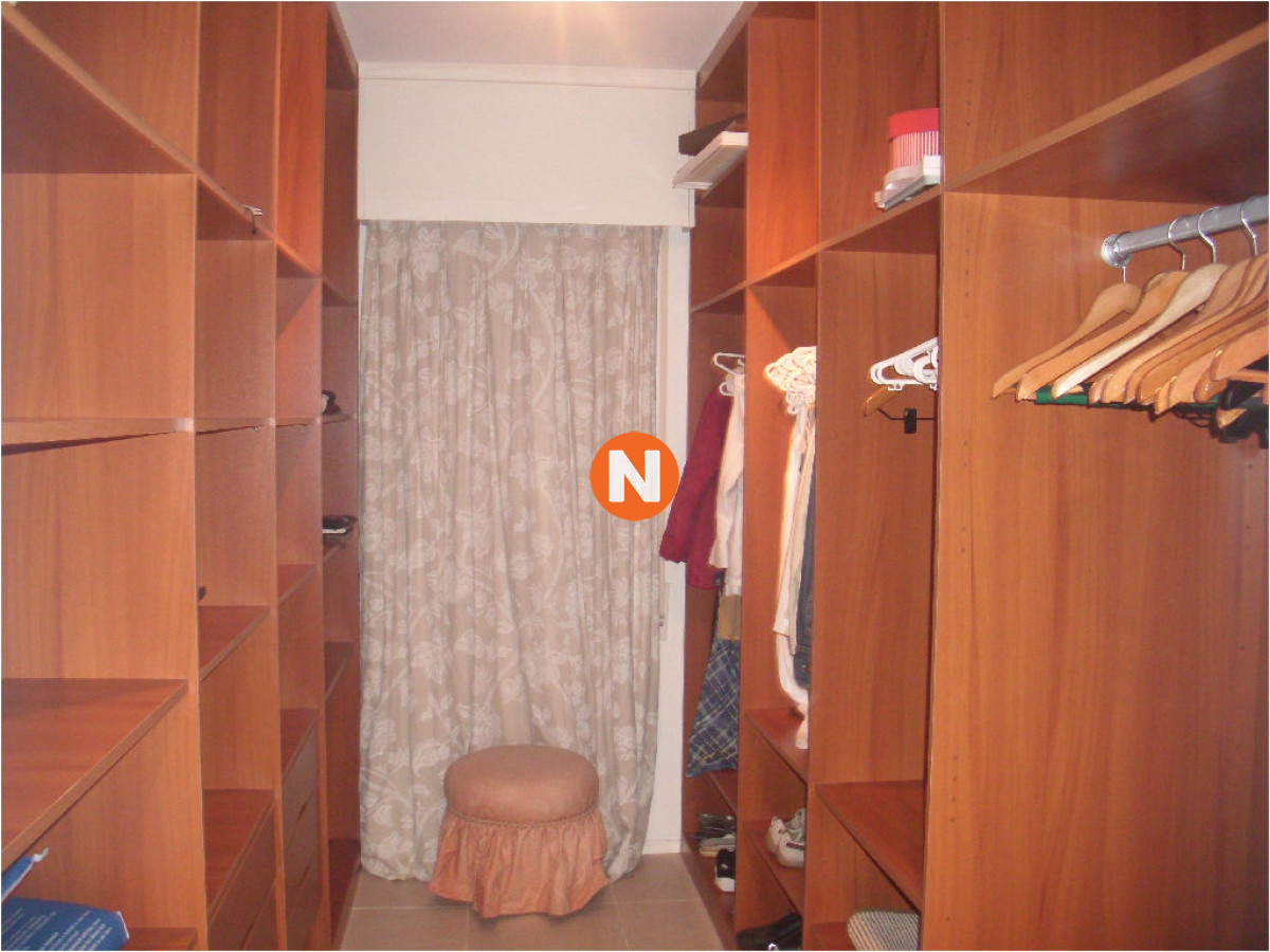 Casa Ref.205811 - VENTA DE CASA DE 5 DORMITORIOS EN PRIMERA LINEA EN BRAVA PUNTA DEL ESTE 
