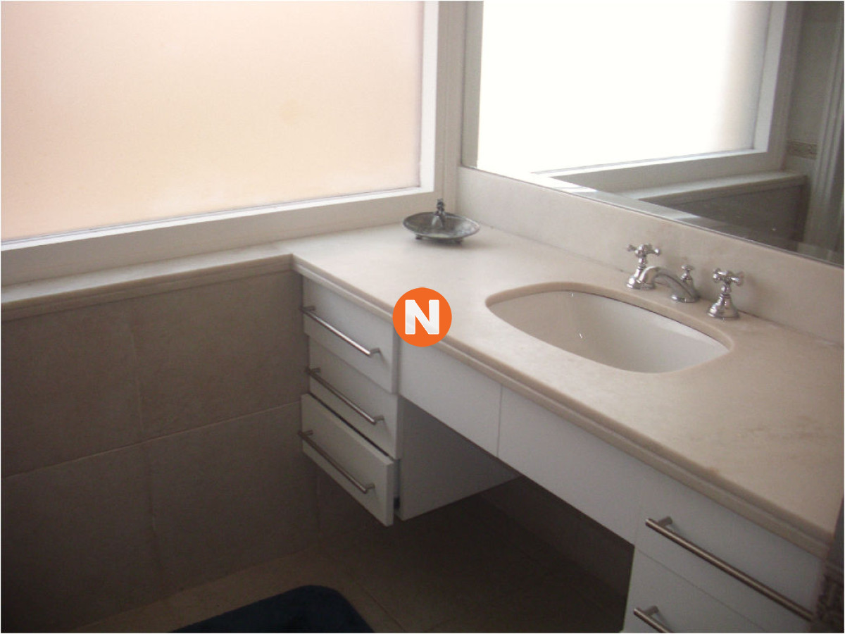 Casa Ref.205811 - VENTA DE CASA DE 5 DORMITORIOS EN PRIMERA LINEA EN BRAVA PUNTA DEL ESTE 