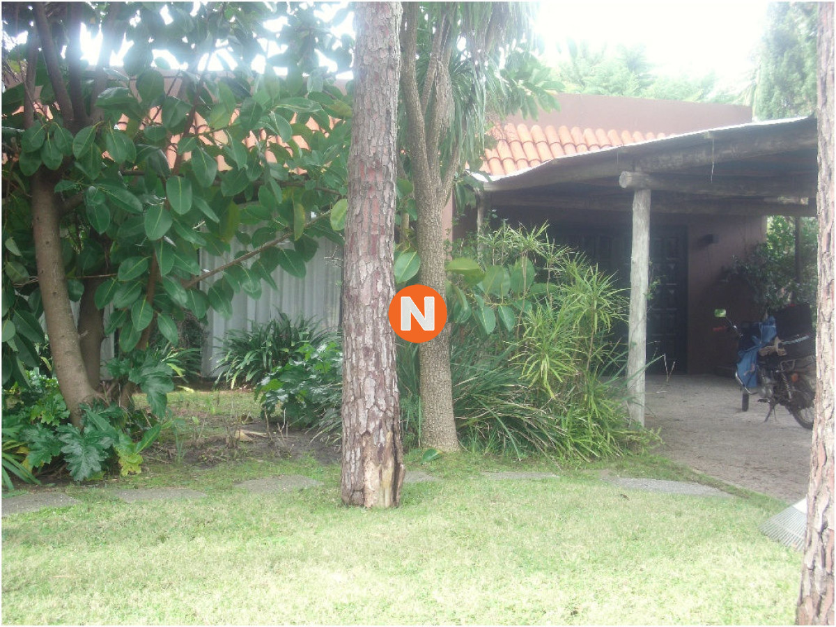 Casa Ref.205044 - Casa en Venta y Alquiler, San Rafael, Punta del Este, 5 Dormitorios.
