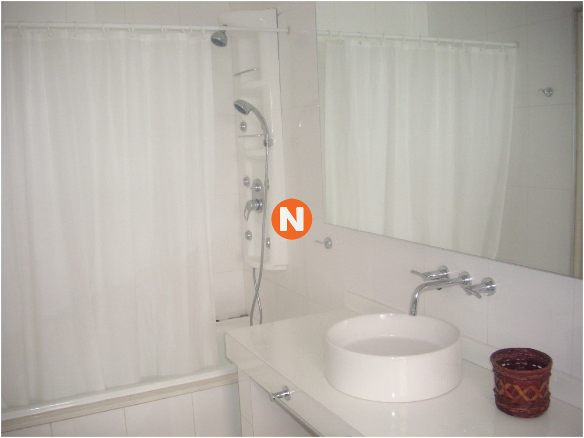 Casa Ref.205044 - Casa en Venta y Alquiler, San Rafael, Punta del Este, 5 Dormitorios.