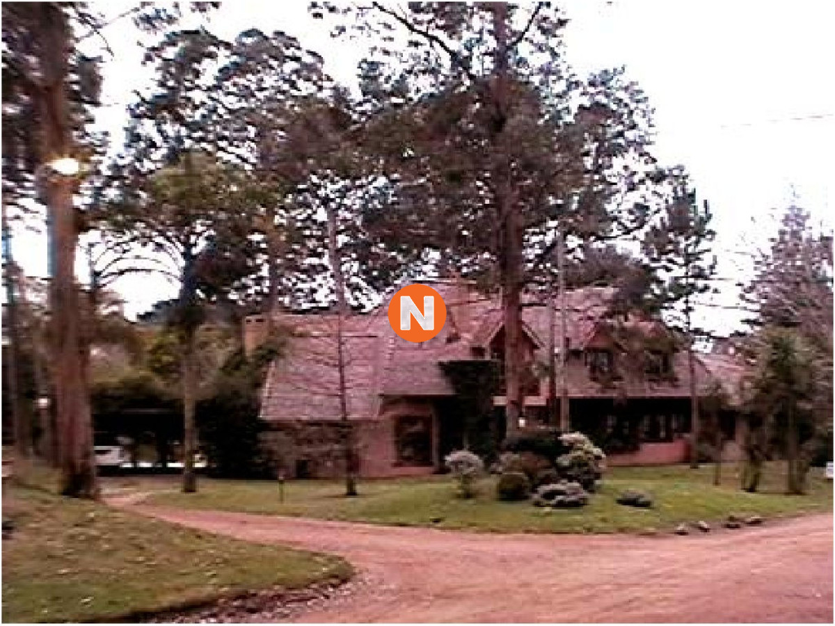 Casa Ref.205150 - Casa en alquiler, Punta del Este 5 dormitorios