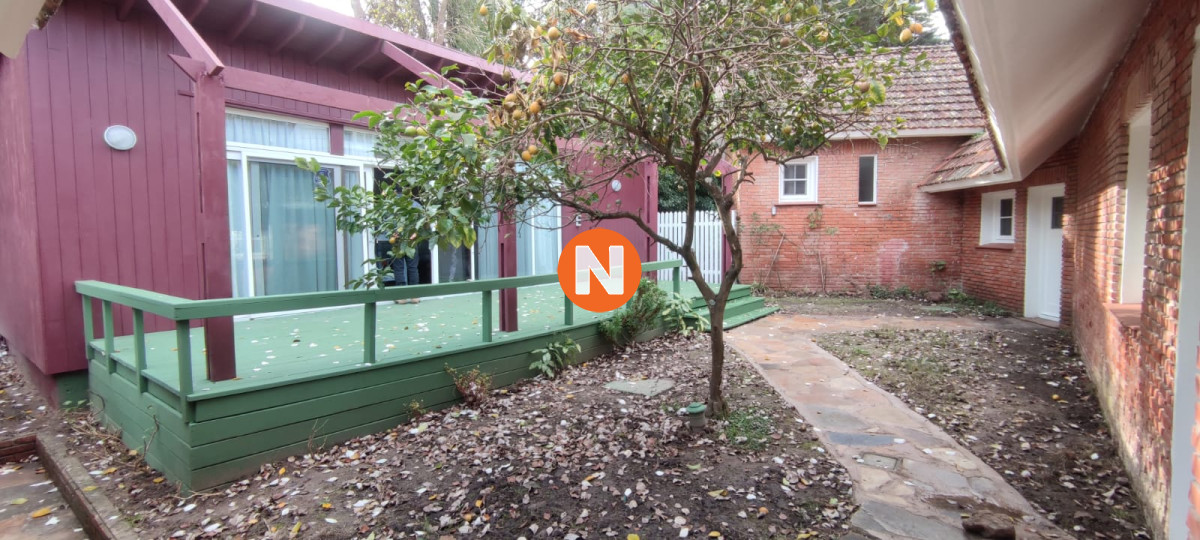 Casa Ref.209145 - Casa en Venta, Golf, Punta del Este, 5 Dormitorios.