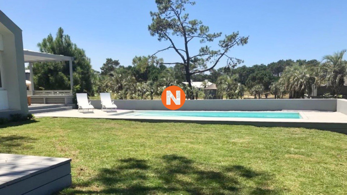 Casa Ref.214285 - Casa en alquiler, 5 dormitorios, Pinar del Faro