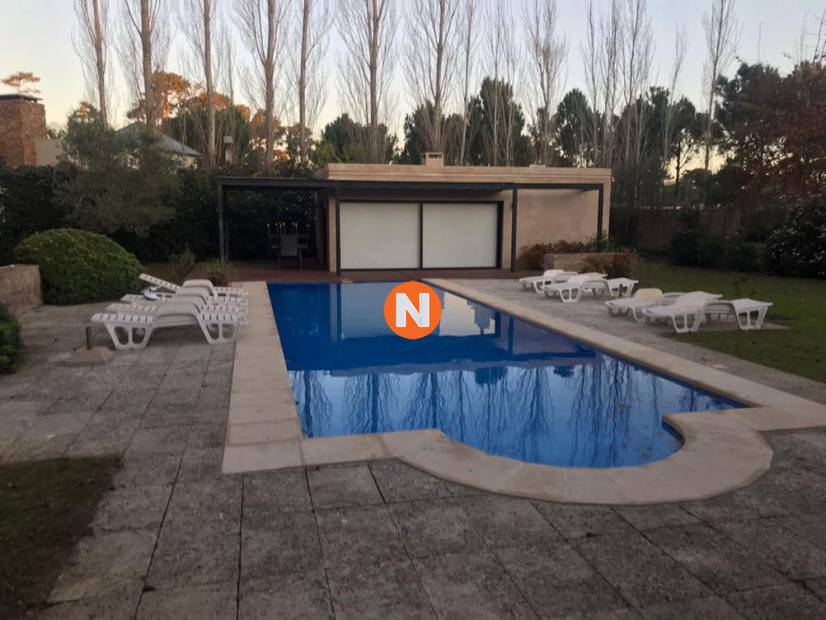 Casa Ref.209043 - Espectacular Casa venta y alquiler de temporada
