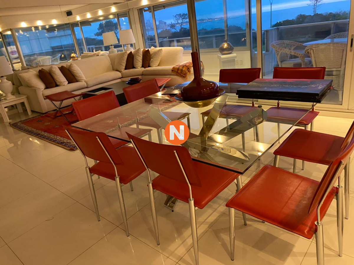 Casa Ref.218145 - Venta apartamento 3 dormitorios en Mansa - Punta del Este 