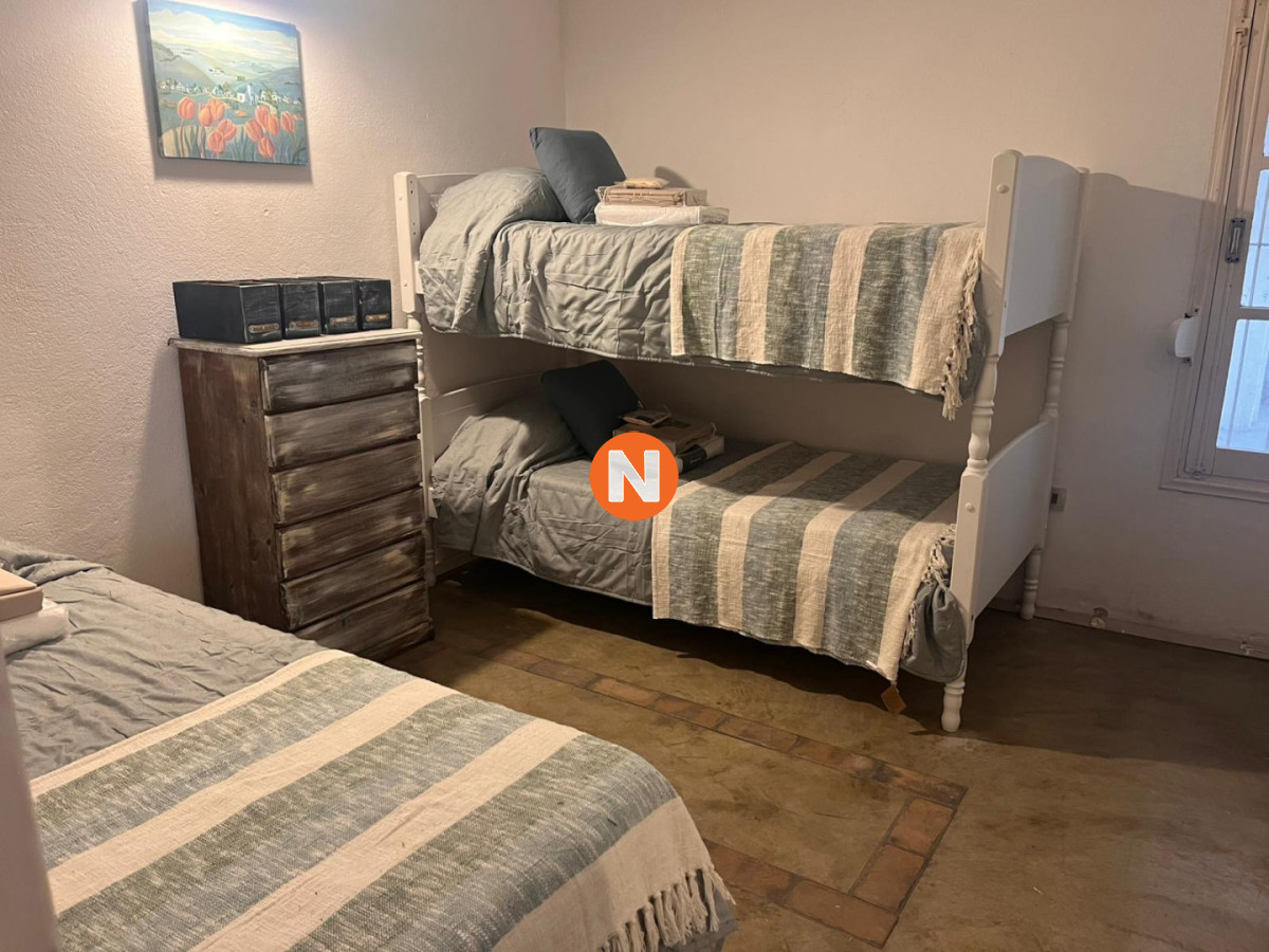 Casa Ref.220629 - VENTA DE CASA DE 3 DORMITORIOS CON VISTA AL MAR EN PINARES PUNTA DEL ESTE 