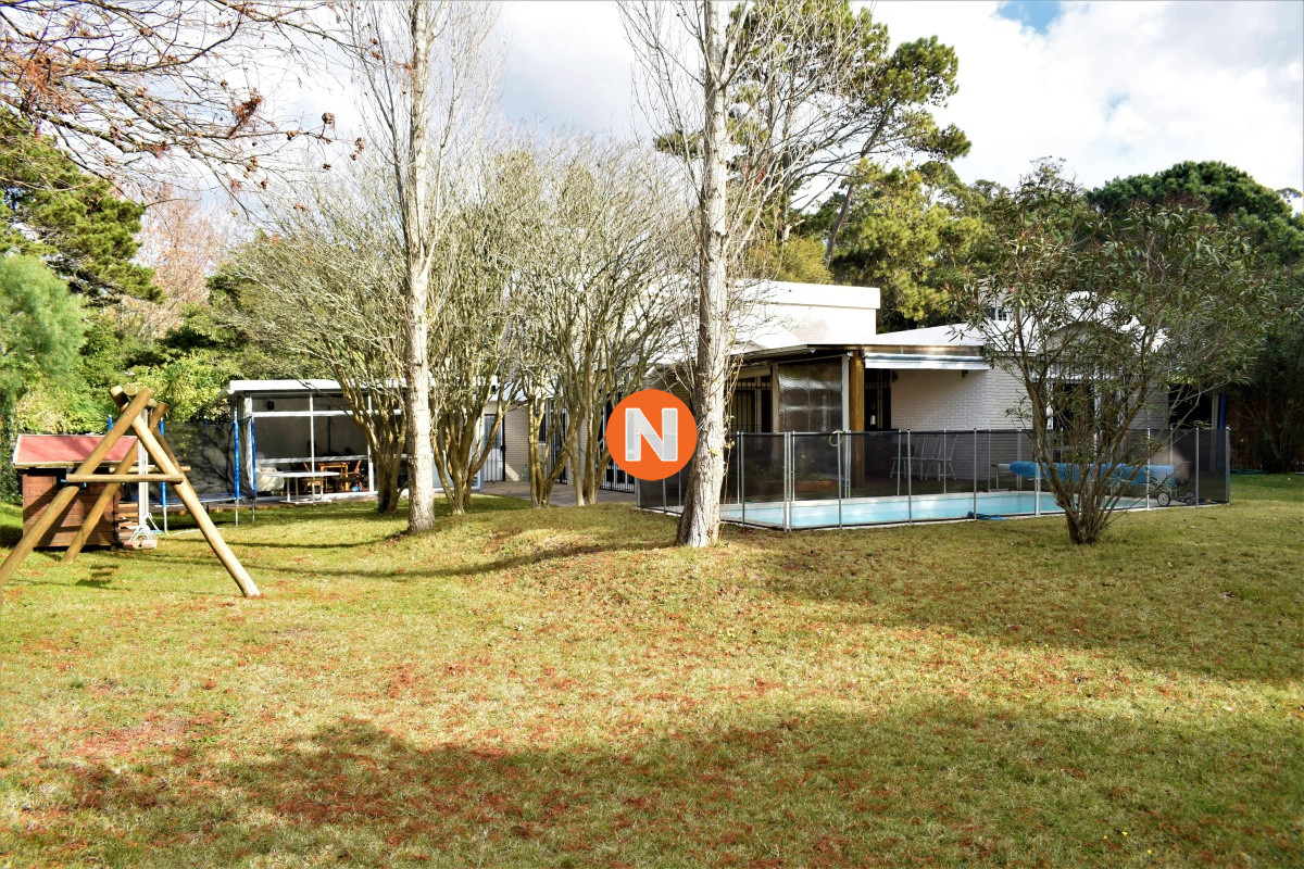 Casa Ref.218099 - Venta de Casa, 3 dormitorios, Golf, Punta del Este.