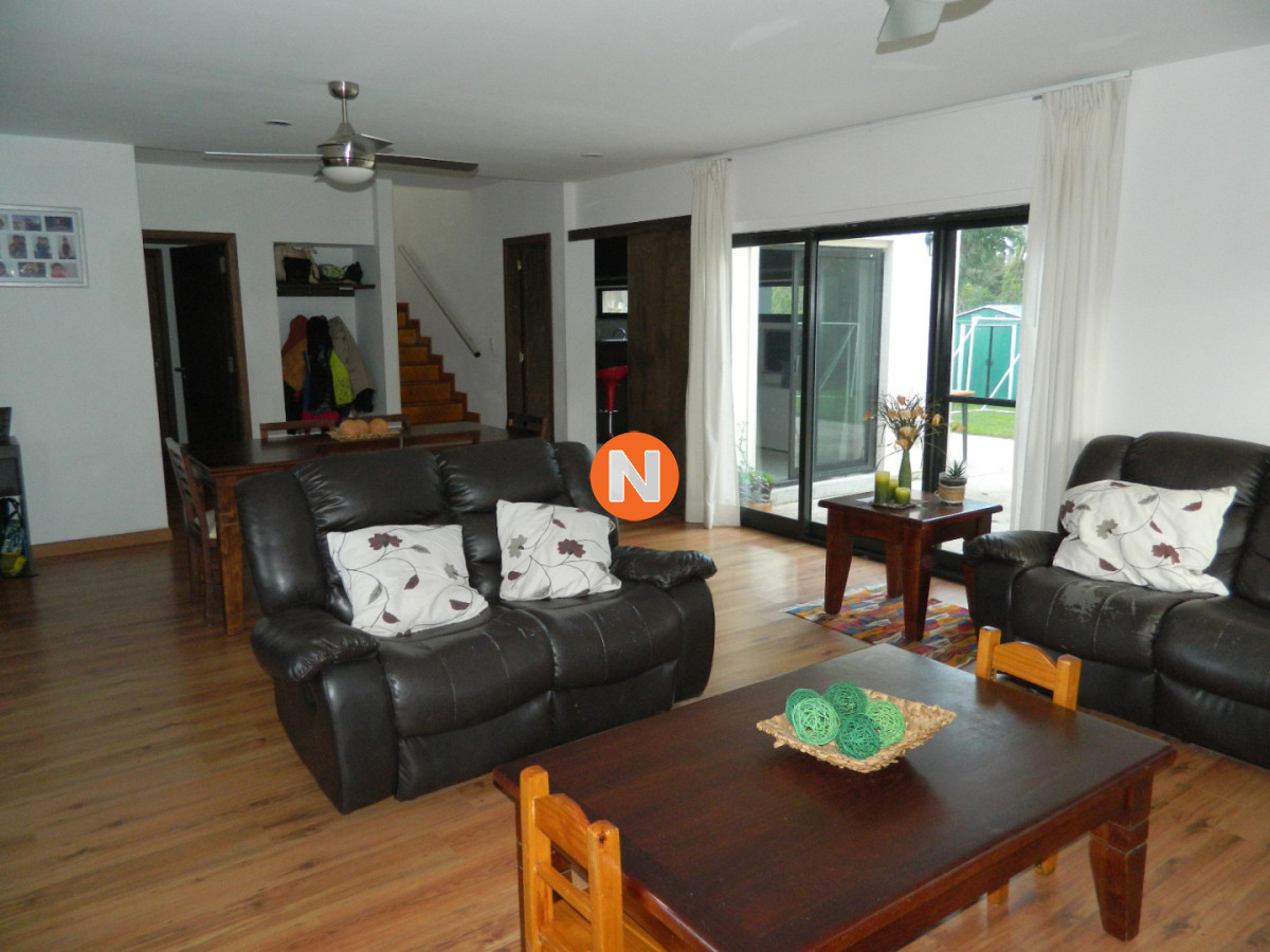 Casa Ref.224826 - Casa en Venta barrio La Arbolada