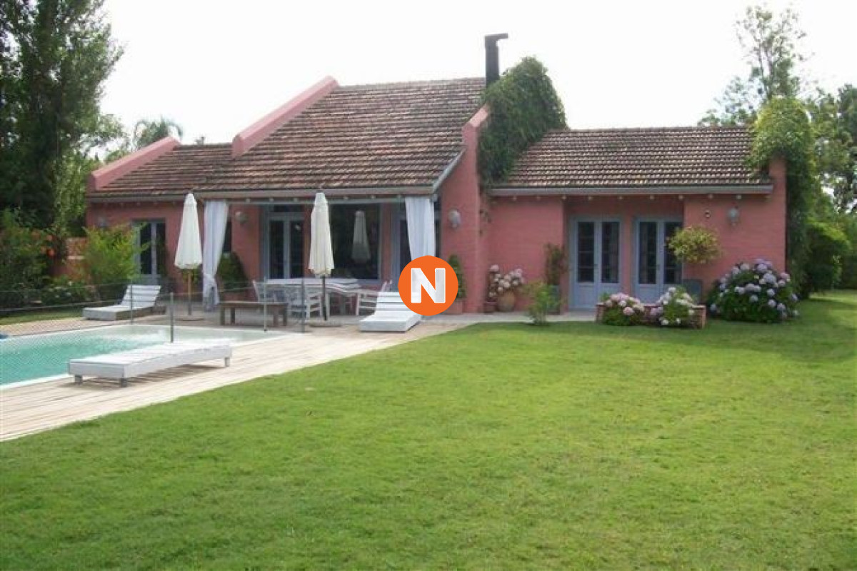 Casa Ref.223506 - Casa en Venta, 7 dormitorios, Punta del Este