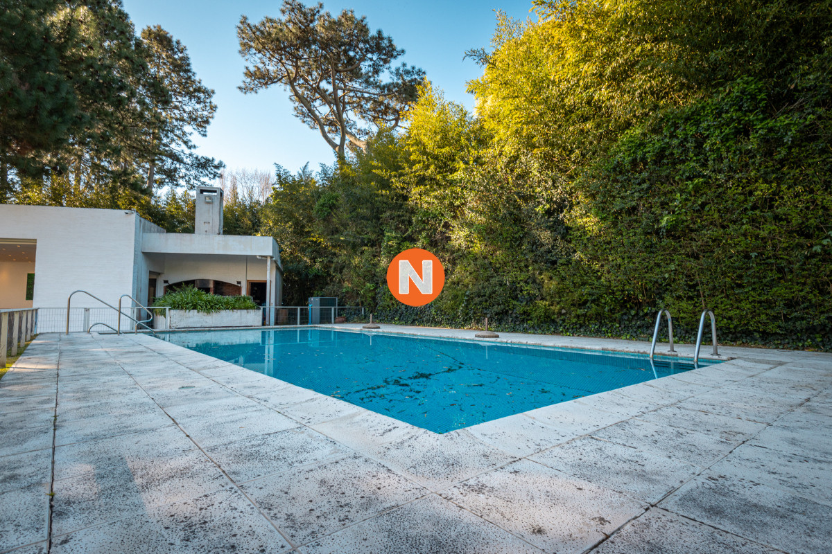 Casa Ref.223965 - Impresionante casa en Alquiler. En el Golf