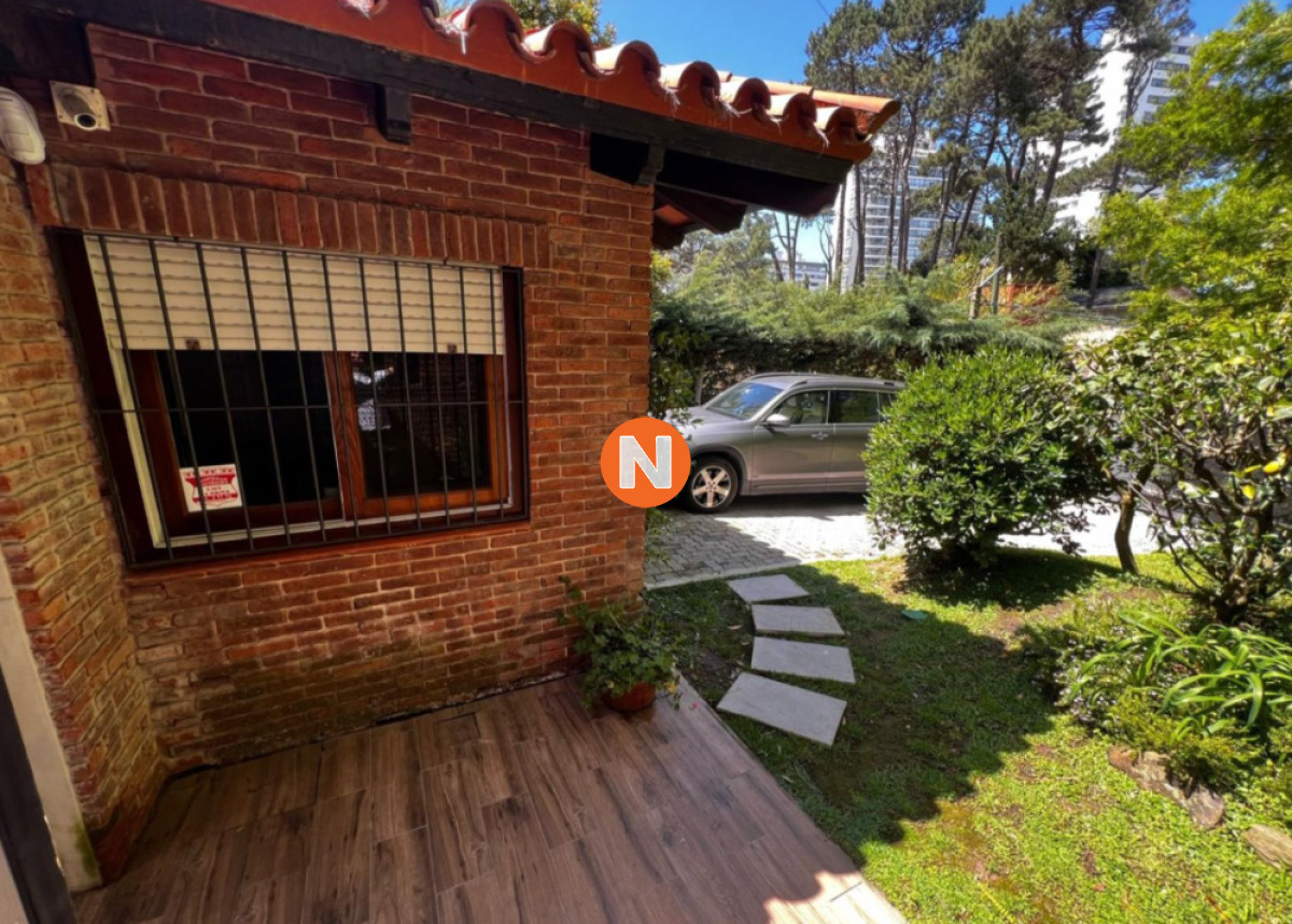 Casa Ref.223892 - Casa en alquiler temporario ubicada en la exclusiva zona de Cantegril