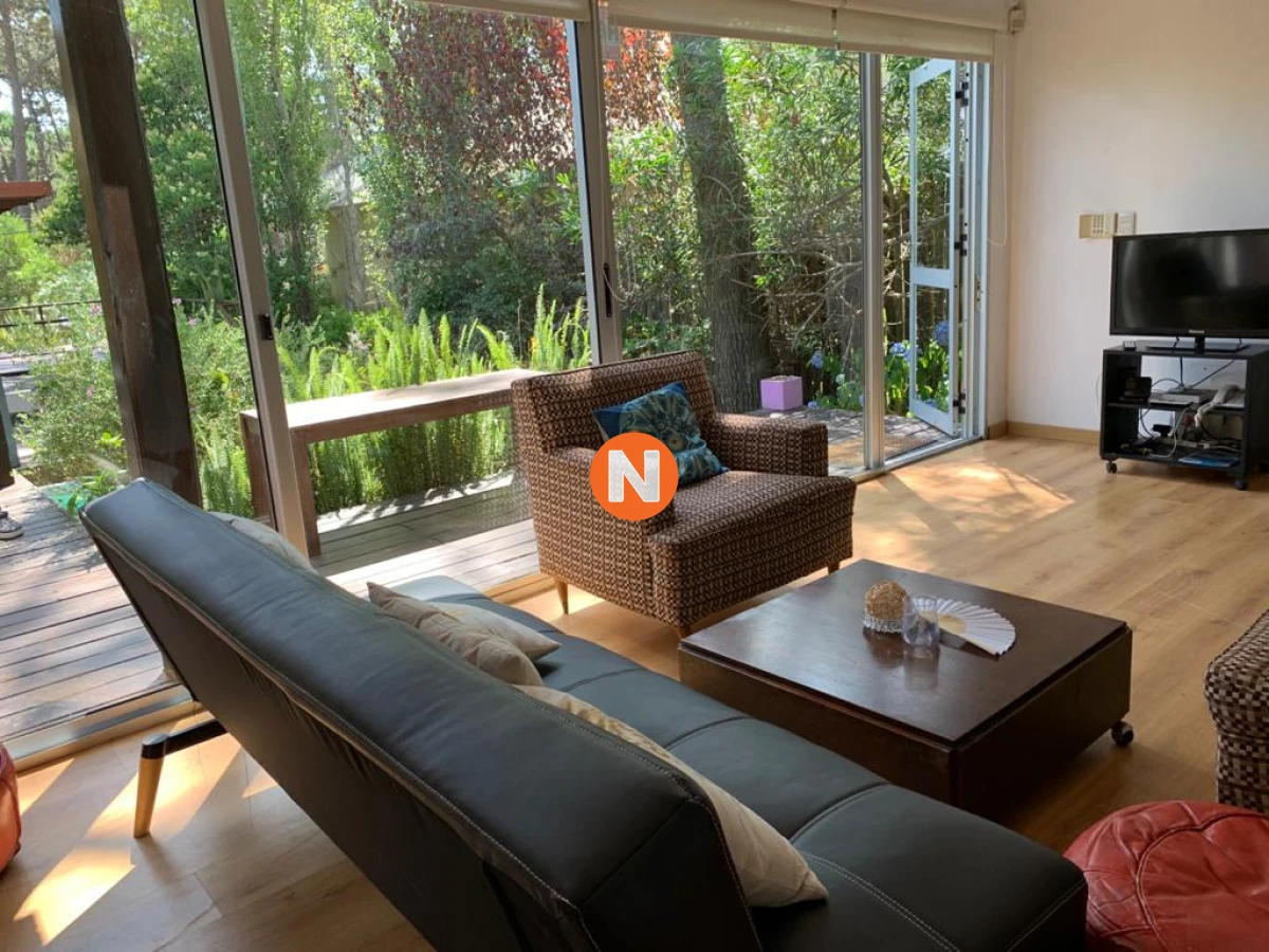 Casa Ref.207217 - Casa en venta y Alquiler, Montoya, La Barra, 2 Dormitorios.