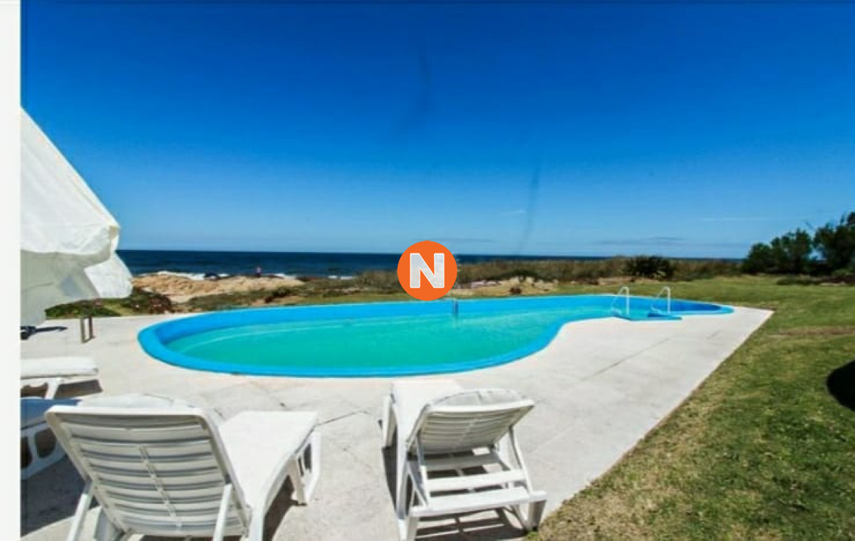 Casa Ref.218047 - Casa en Venta Primera Linea -Punta Piedras 
