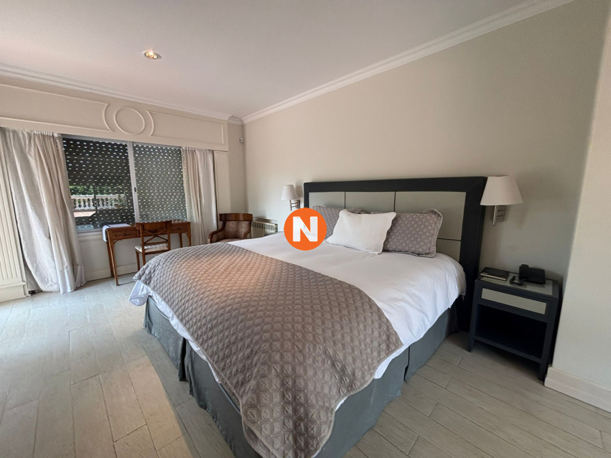 Casa Ref.219376 - Casa para alquilar de 5 dormitorios en Punta del Este 