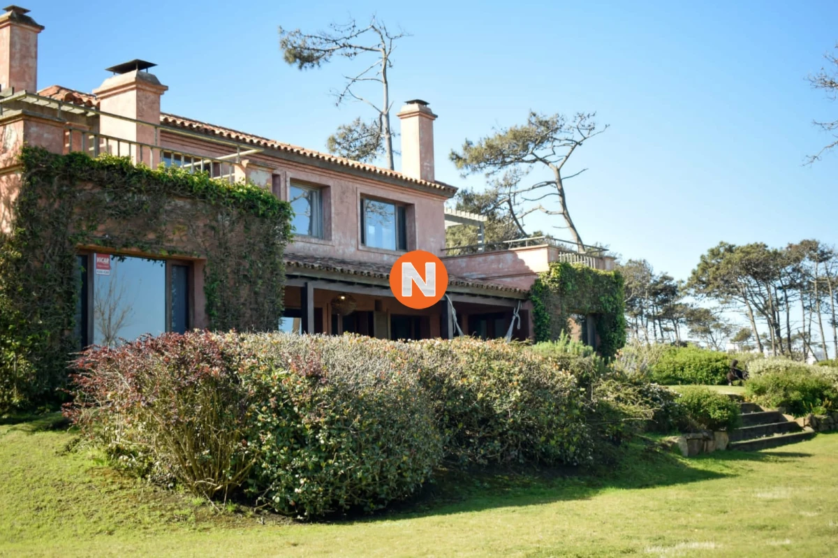 Casa Ref.219433 - Casa en Montoya de 5 dormitorios