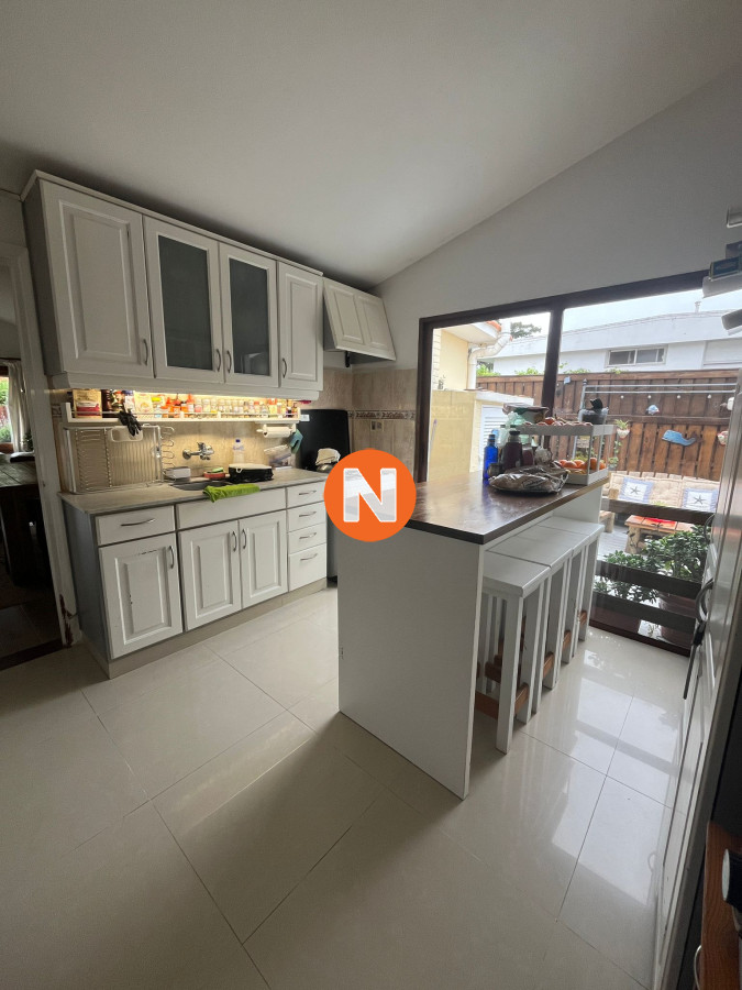 Casa Ref.208471 - Casa en Venta, Mansa, Punta del Este, 3 Dormitorios.