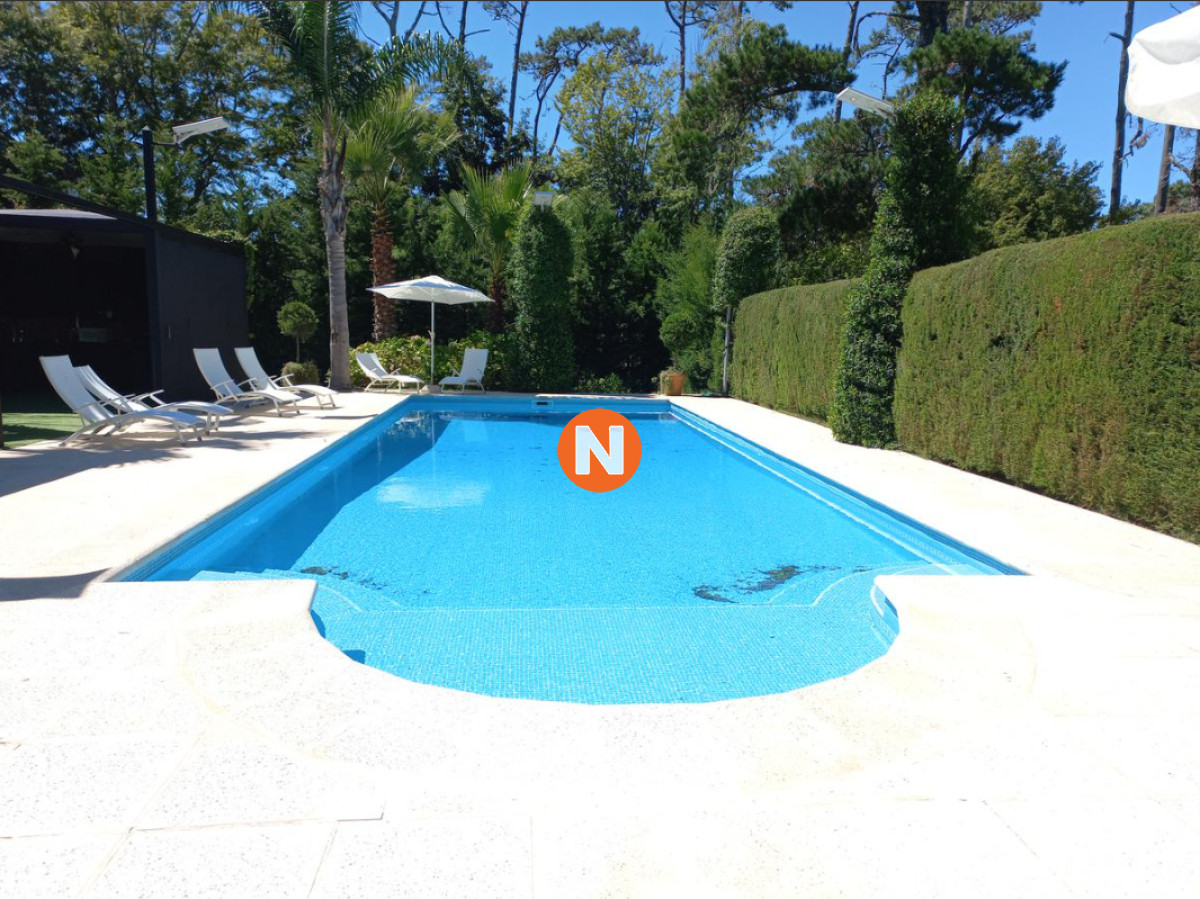 Casa Ref.223711 - Exclusiva Casa en Venta, 10 dormitorios