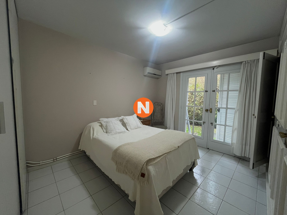 Casa Ref.207154 - Casa en Venta, Mansa, Punta del Este, 3 Dormitorios.