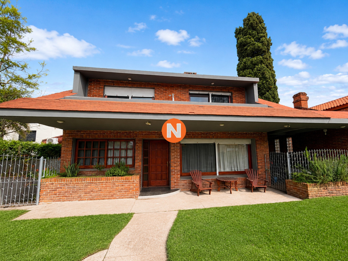 Casa Ref.205325 - Casa en Venta 4 Dormitorios, Playa Mansa
