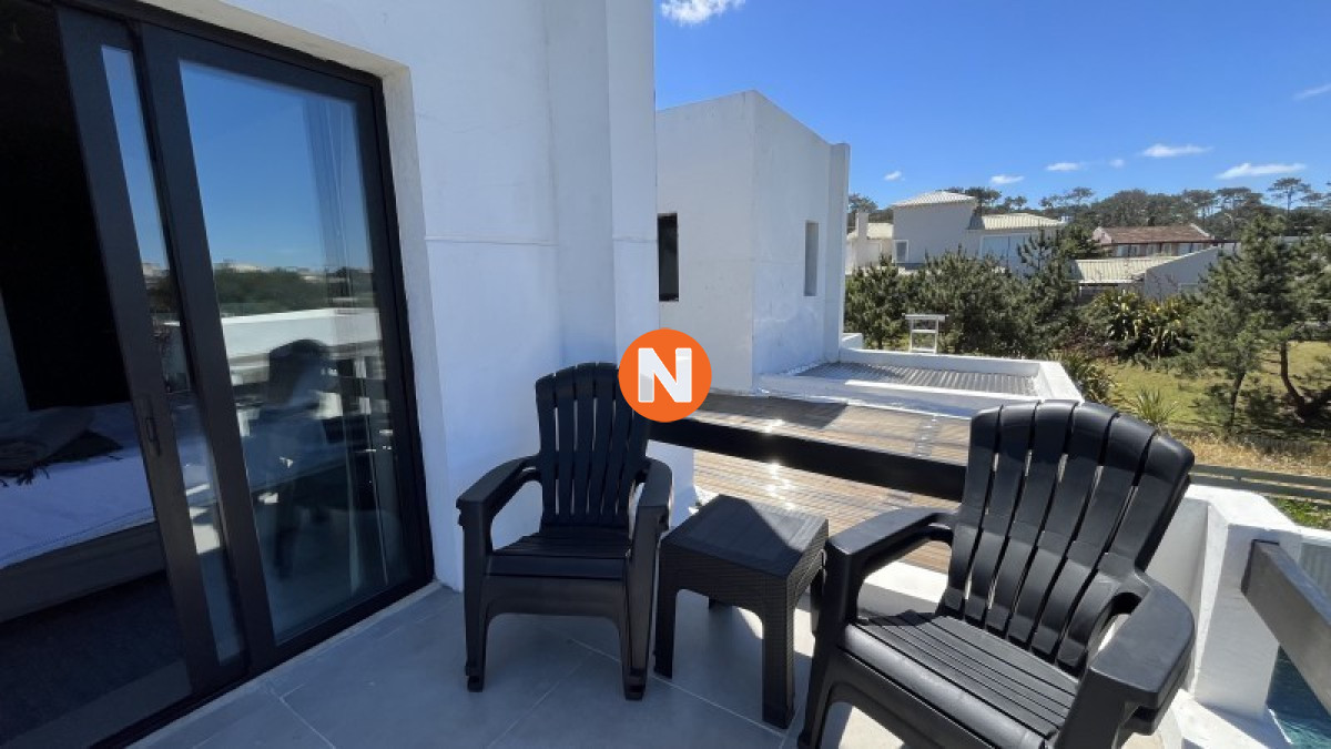 Casa Ref.223503 - Casa en Venta, 5 dormitorios, La Barra