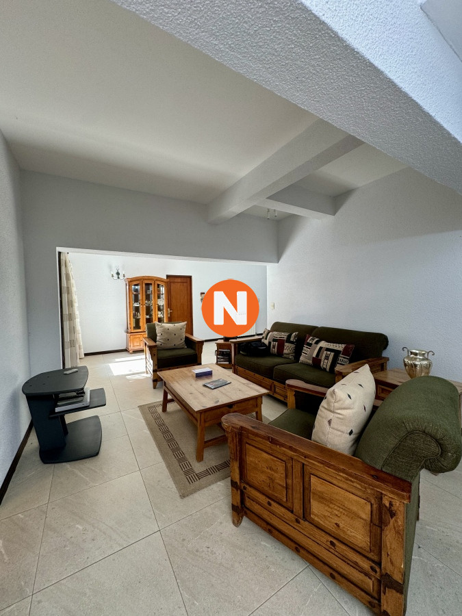 Casa Ref.209609 - Casa en Venta, Pinares, Punta del Este, 4 Dormitorios.
