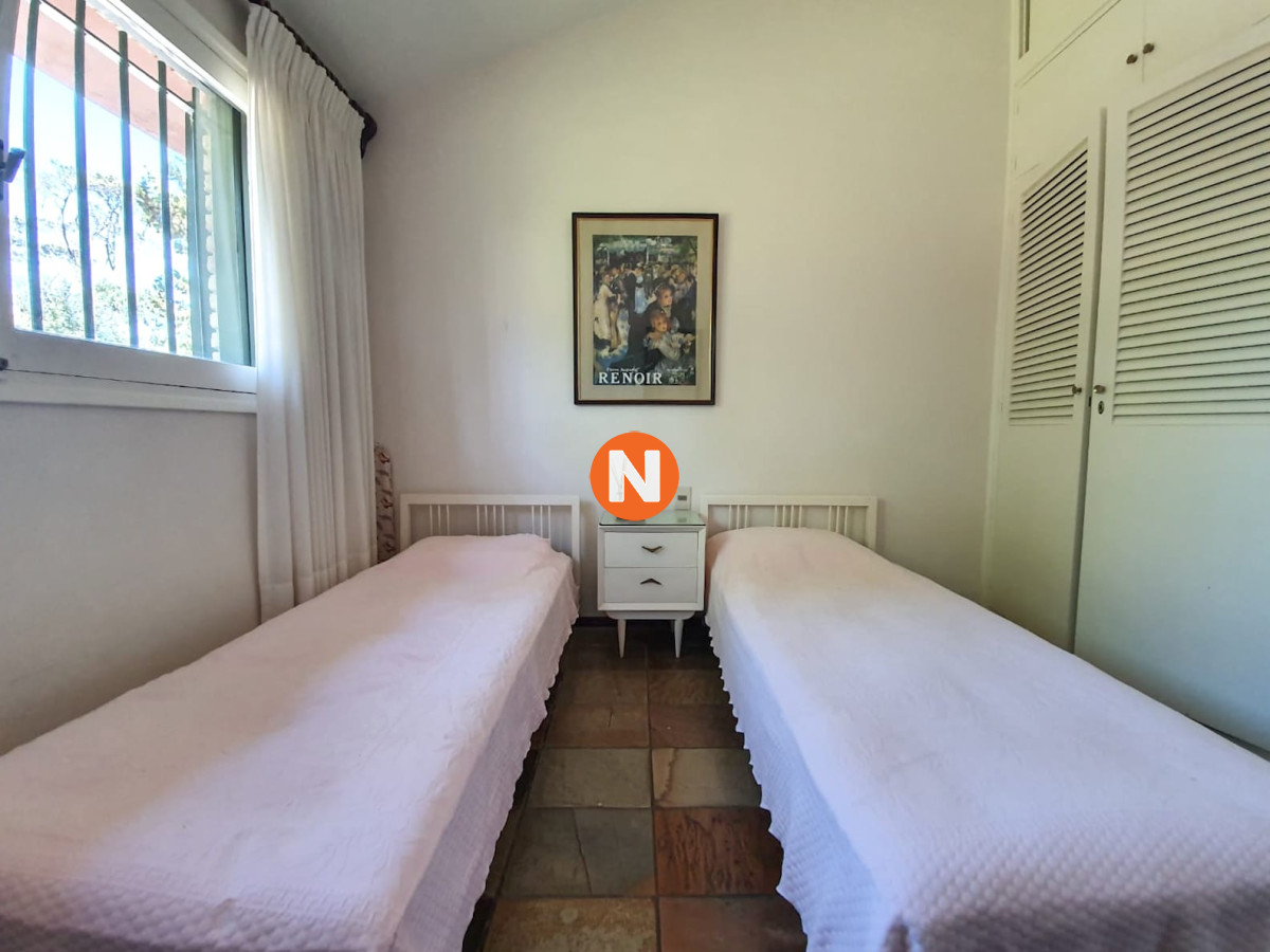 Casa Ref.219052 - Magnífica Residencia a metros de la Playa Mansa