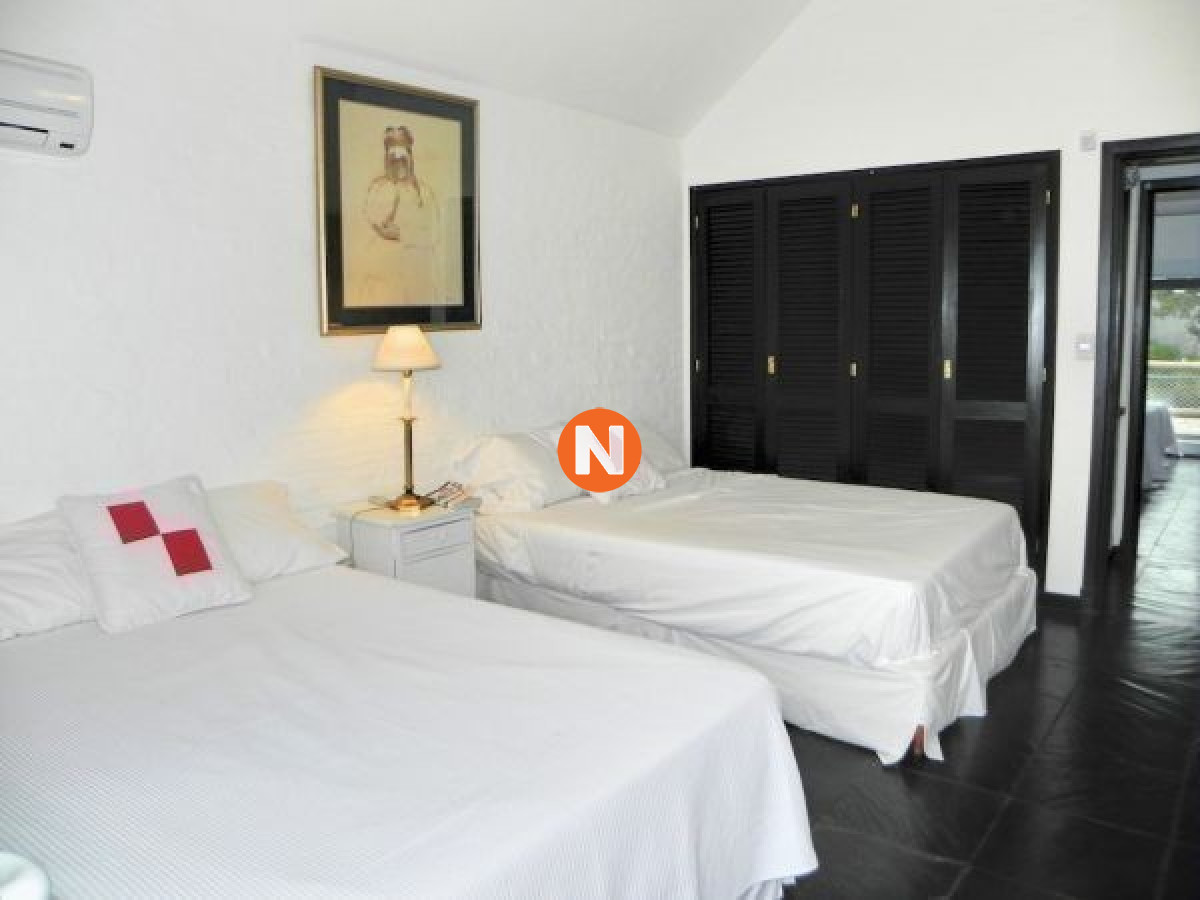 Casa Ref.223509 - Casa en Venta, 6 dormitorios, La Barra