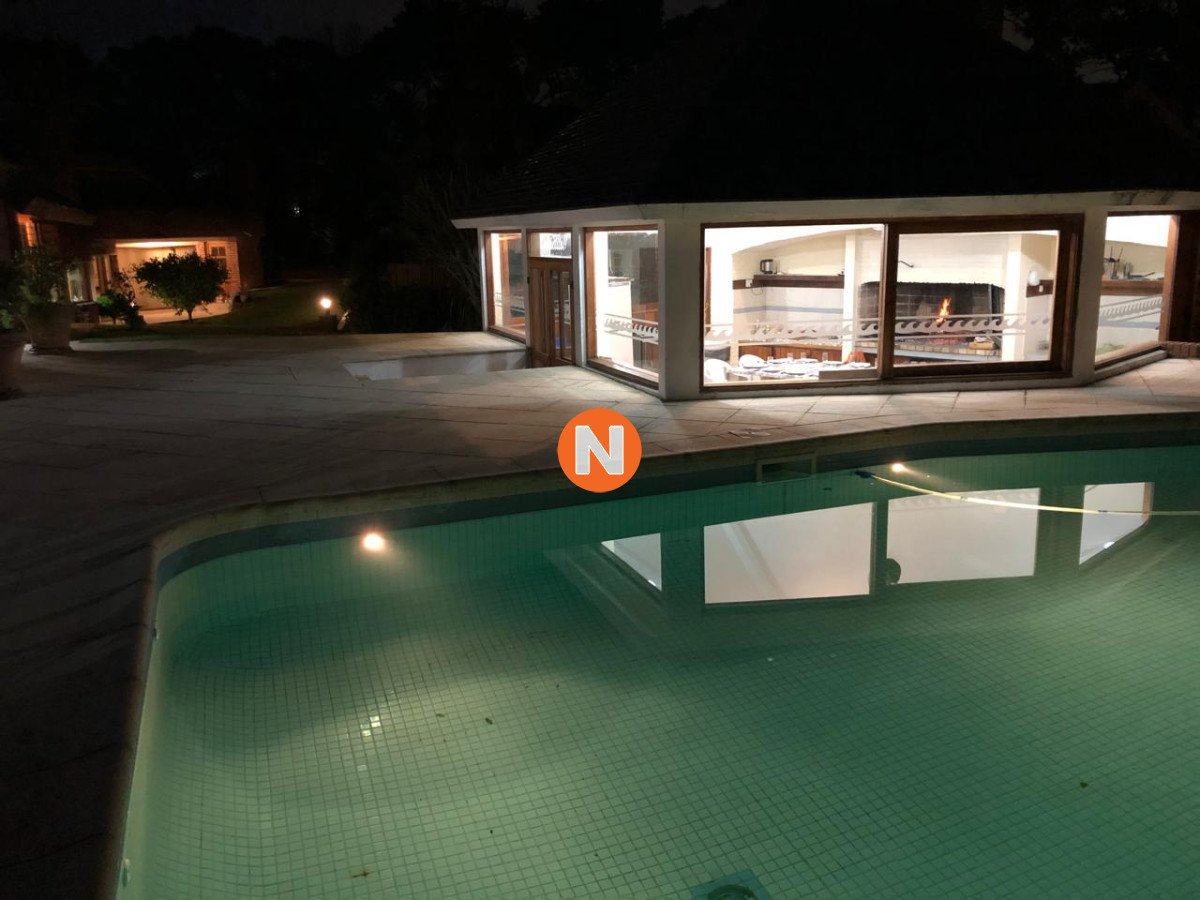 Casa Ref.215584 - Espectacular casa en alquiler de temporada de 5 dormitorios