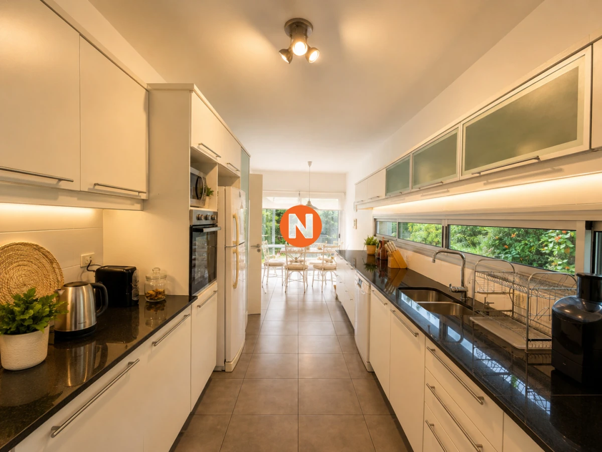 Casa Ref.225484 - Casa en Venta en La Arbolada - Punta del Este