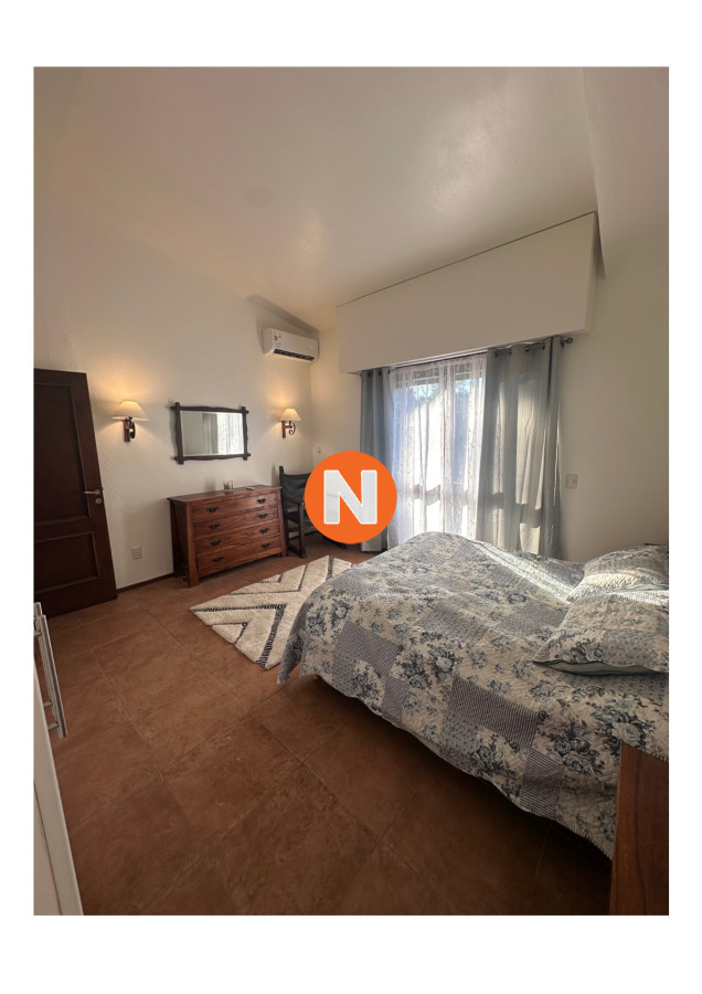 Casa Ref.207247 - VENTA DE CASA DE 5 DORMITORIOS EN GOLF PUNTA DEL ESTE 