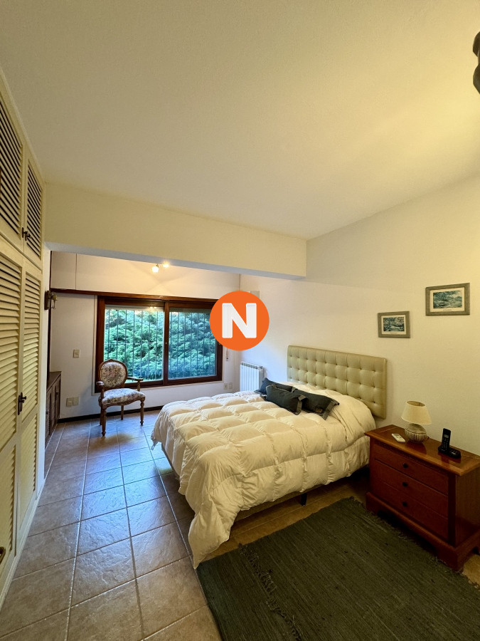 Casa Ref.209609 - Casa en Venta, Pinares, Punta del Este, 4 Dormitorios.