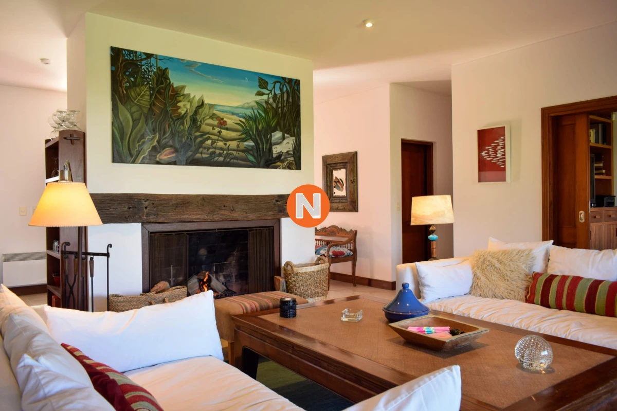 Casa Ref.219433 - Casa en Montoya de 5 dormitorios