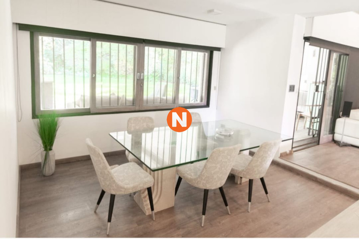 Casa Ref.221820 - Casa en Venta, 4 dormitorios