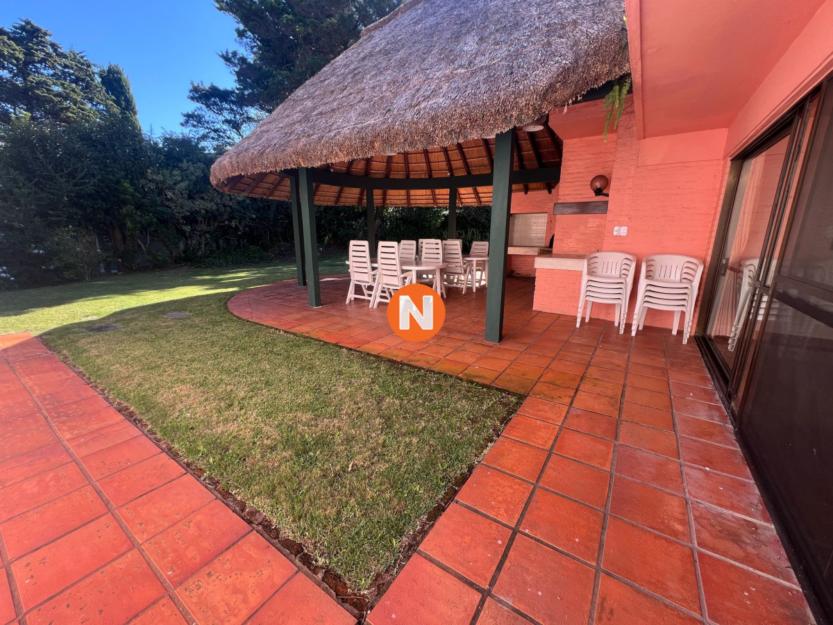 Casa Ref.223467 - ESPECTACULAR PROPIEDAD A PASOS DEL MAR