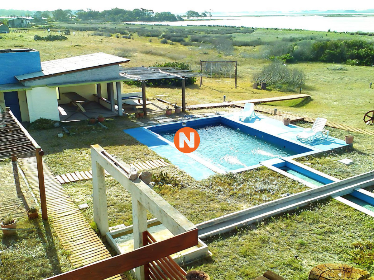 Casa Ref.206439 - Casa en Alquiler, Santa Monica, Manantiales, 4 Dormitorios.