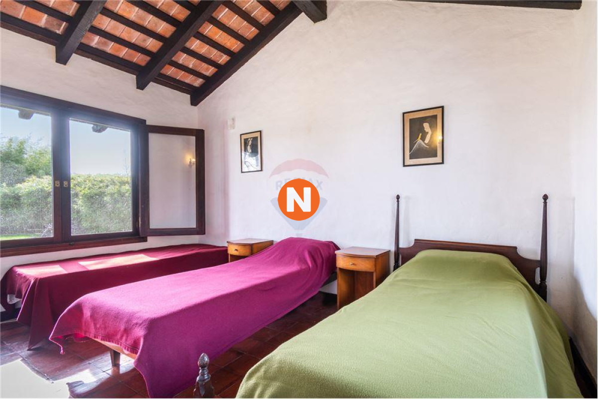 Casa Ref.216864 - Casa en venta con espectacular vista a la Laguna Del Diario Punta del Este
