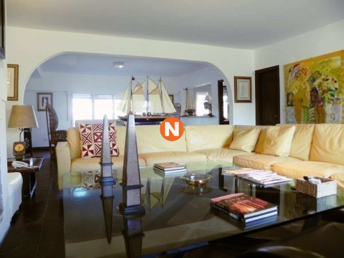 Casa Ref.223509 - Casa en Venta, 6 dormitorios, La Barra