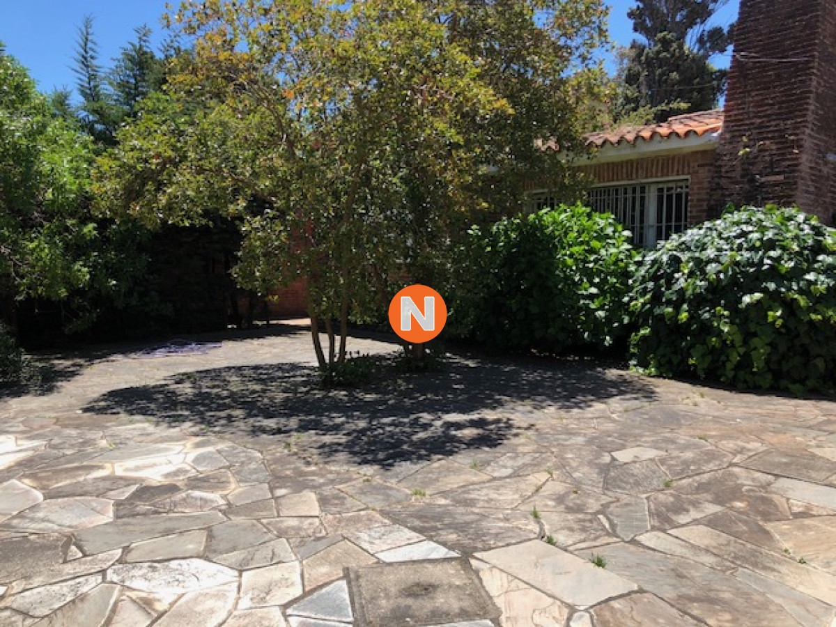 Casa Ref.214457 - CASA EN VENTA EN PUNTA DEL ESTE  EN PLAYA MANSA
