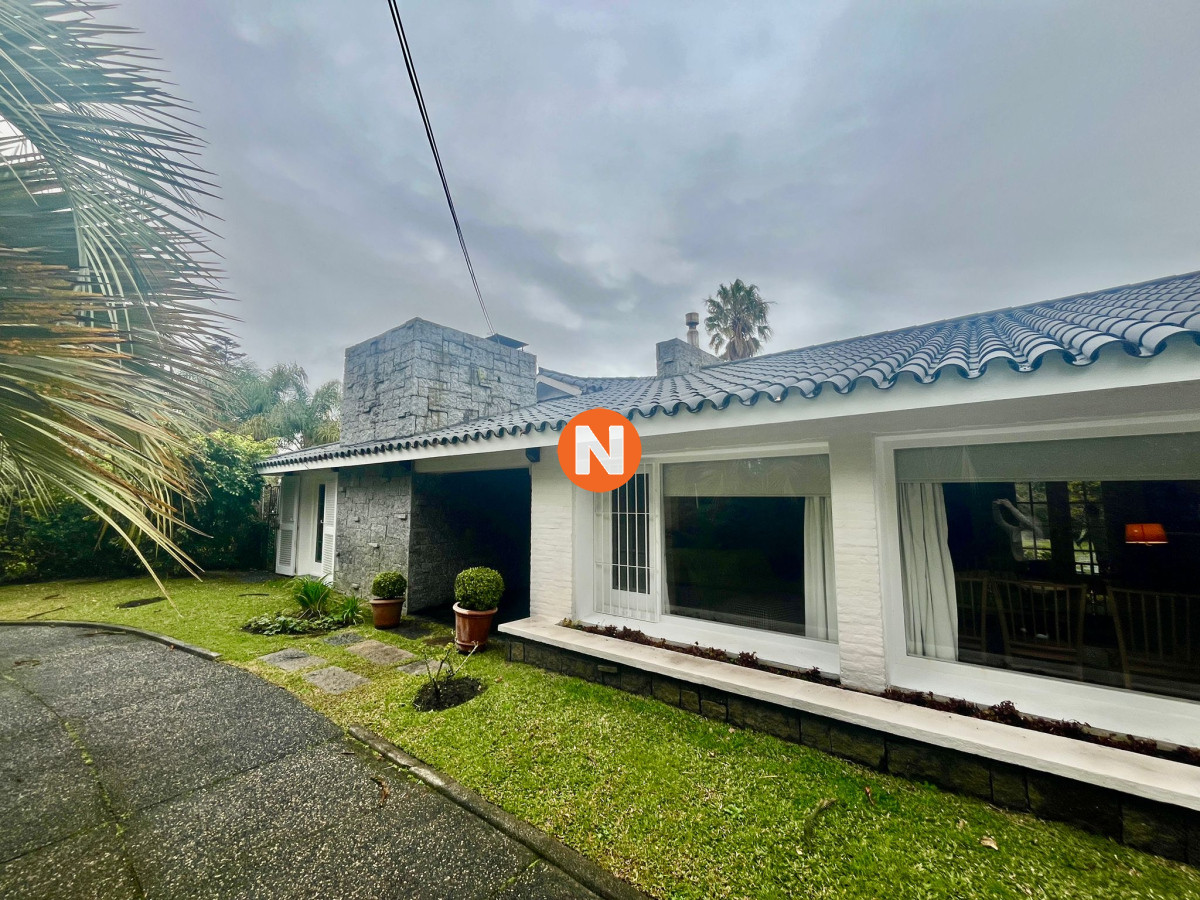 Casa Ref.207154 - Casa en Venta, Mansa, Punta del Este, 3 Dormitorios.