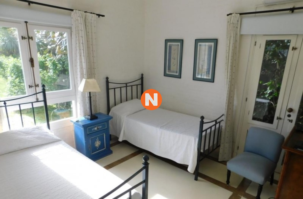 Casa Ref.218030 - Casa a la Venta, 4 dormitorios, La Barra