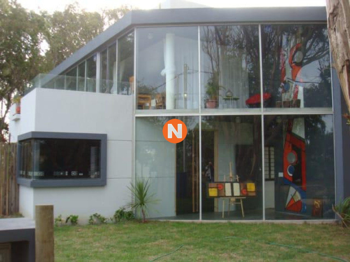 Casa Ref.208188 - VENTA DE CASA DE 4 DORMITORIOS EN BALENEARIO BUENOS AIRES MANANTIALES 