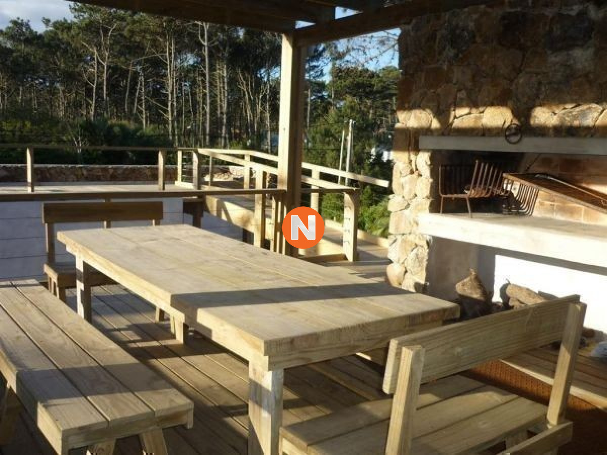 Casa Ref.223504 - Apartamento en Venta, 4 dormitoritos, La Barra