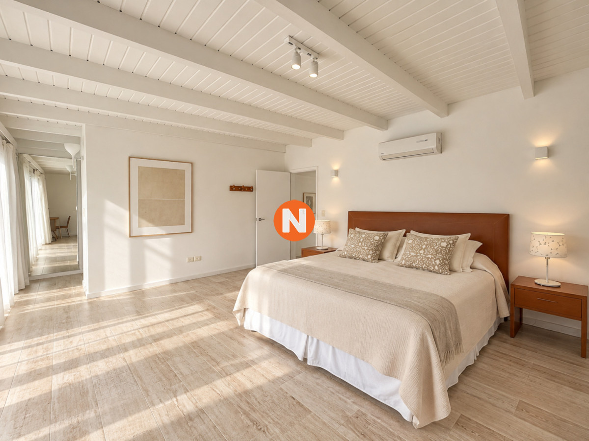 Casa Ref.209236 - Casa en Venta y Alquiler, Laguna Blanca, La Barra, 5 Dormitorios.