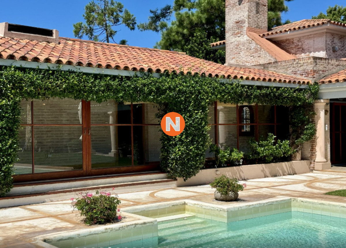Casa Ref.223601 - Venta de Casa 3 DORMITORIOS en RINCON DEL INDIO, PLAYA BRAVA PUNTA DEL ESTE. 