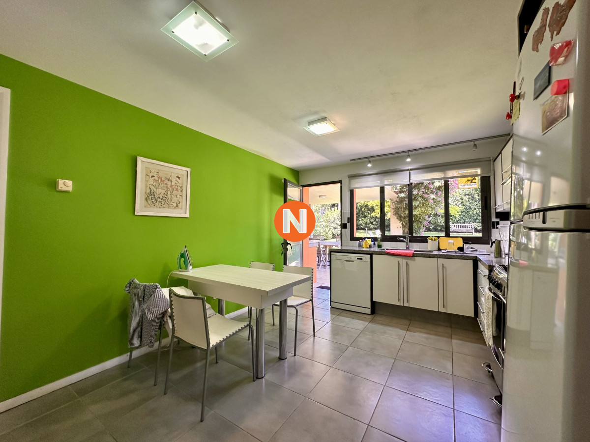 Casa Ref.223253 - Casa en venta en barrio privado, Punta del Este
