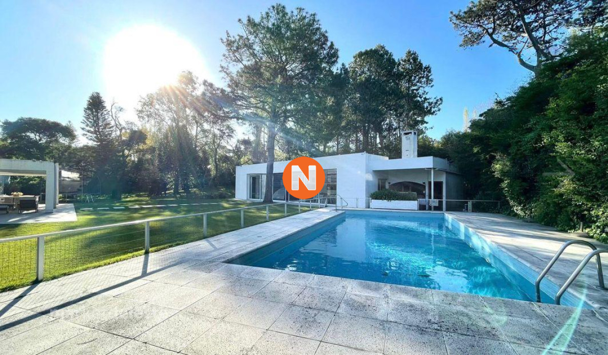 Casa Ref.223965 - Impresionante casa en Alquiler. En el Golf