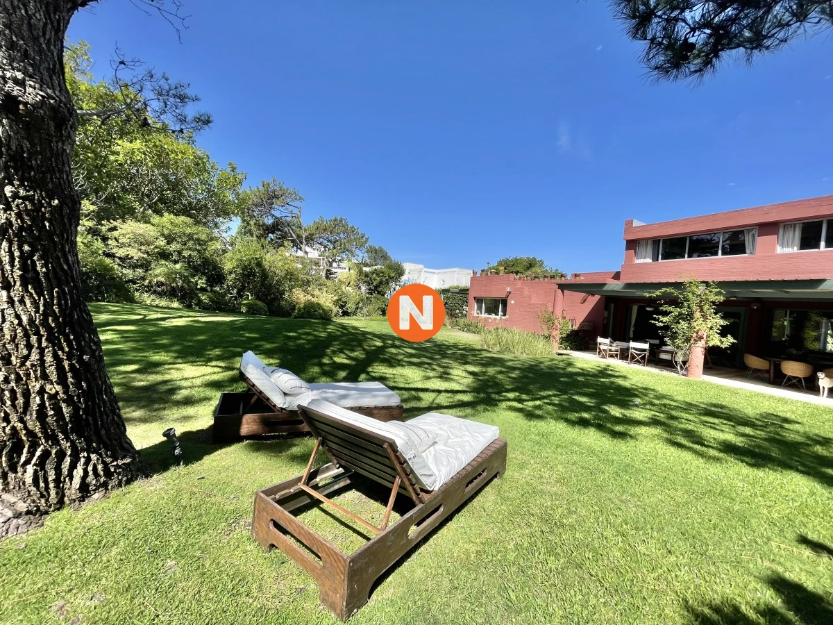 Casa Ref.220551 - VENTA DE CASA DE 3 DORMITORIOS Y SERVICIO EN RINCON DEL INDIO PUNTA DEL ESTE